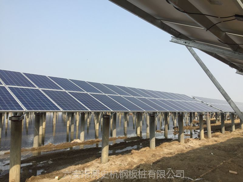 【河南太陽能光伏電站施工,河南光伏施工公司,支架組件安裝,打樁圖片